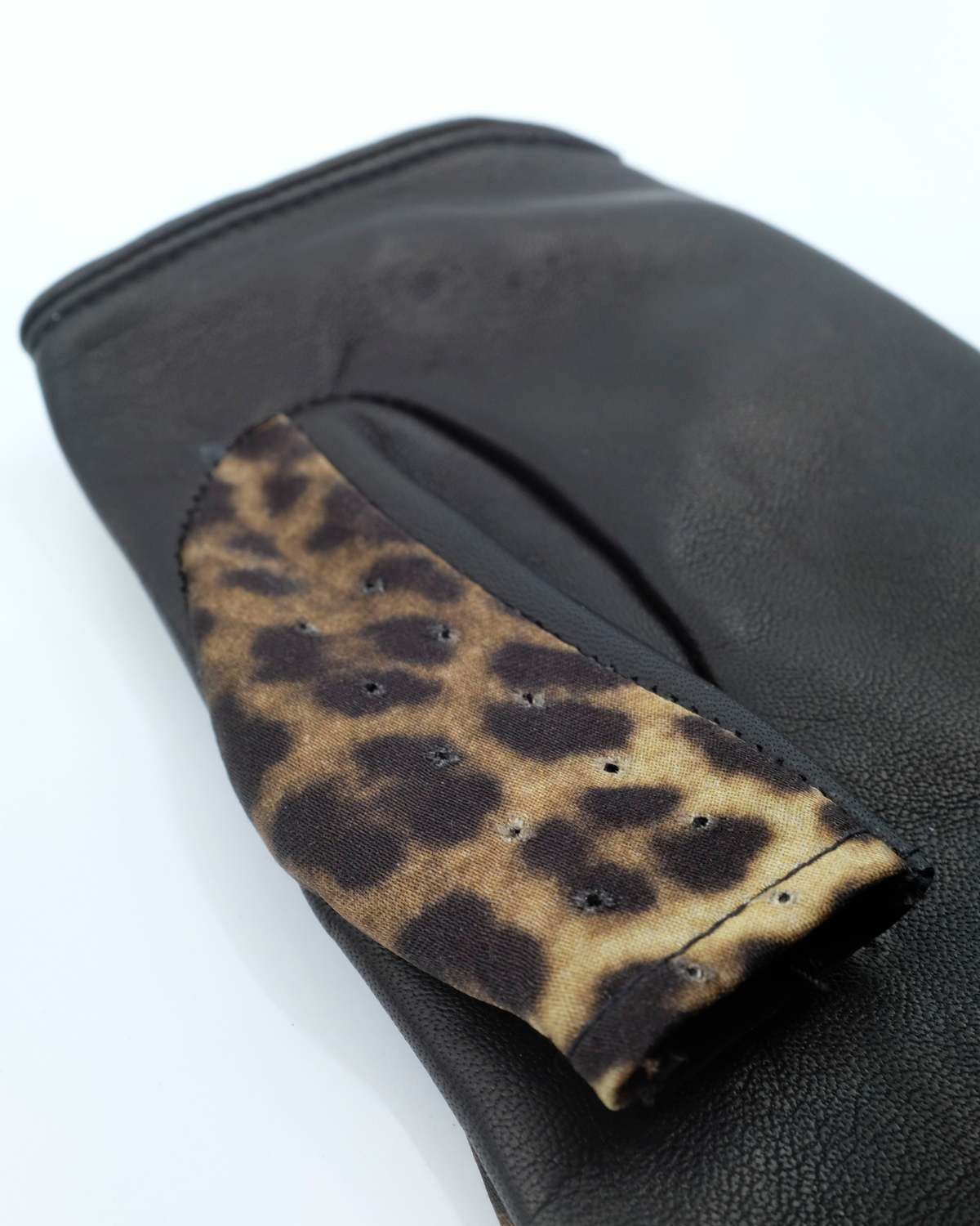 Ernest W. Baker Cheetah Leather & Viscose Open Finger Driving Gloves - Image 4 of 4