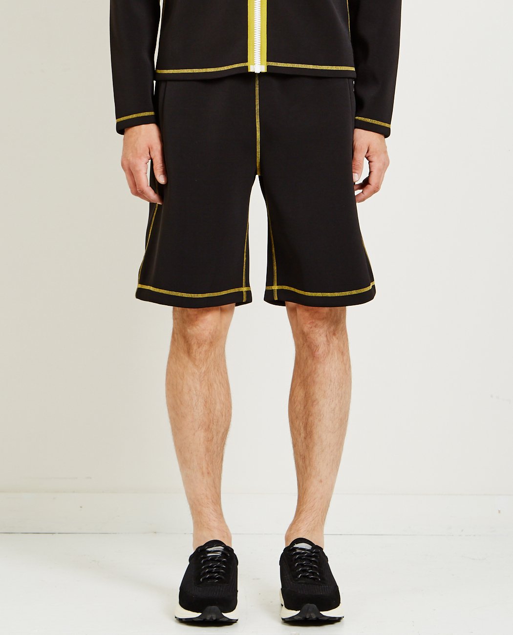 DRAPE-SCUBA-SHORT-