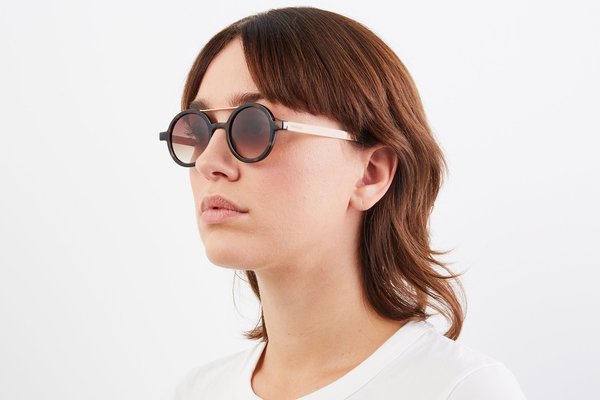 NEW Komono Sunglasses Vivien Tortoise gold brown round NEW Komono Tortoise Shell Sunglasses with Brown Lenses Round  main image 4