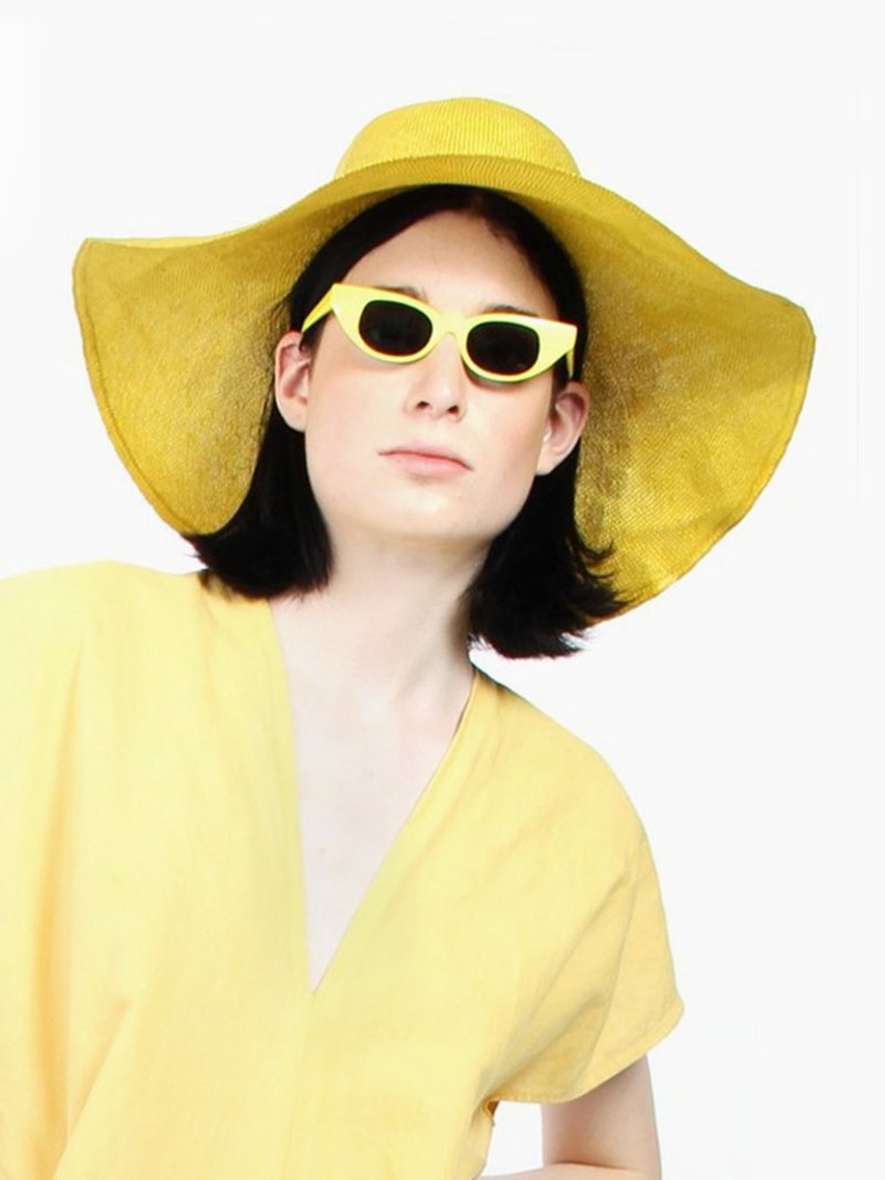 Adam Selman x Le Specs The Breaker Sunglasses - Yellow 