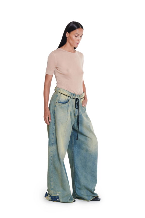 Theo Distressed Baggy Jeans