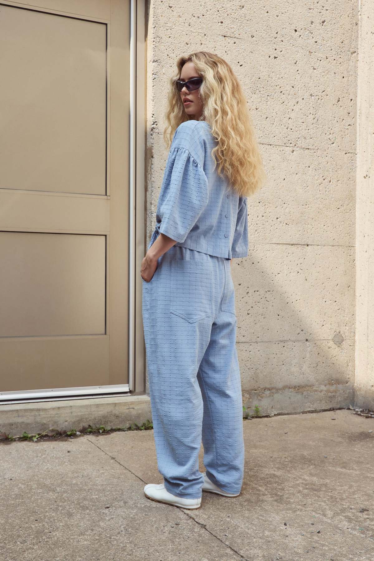 Eve Gravel Maggie Top - Bleu Smoky - Image 2 of 2