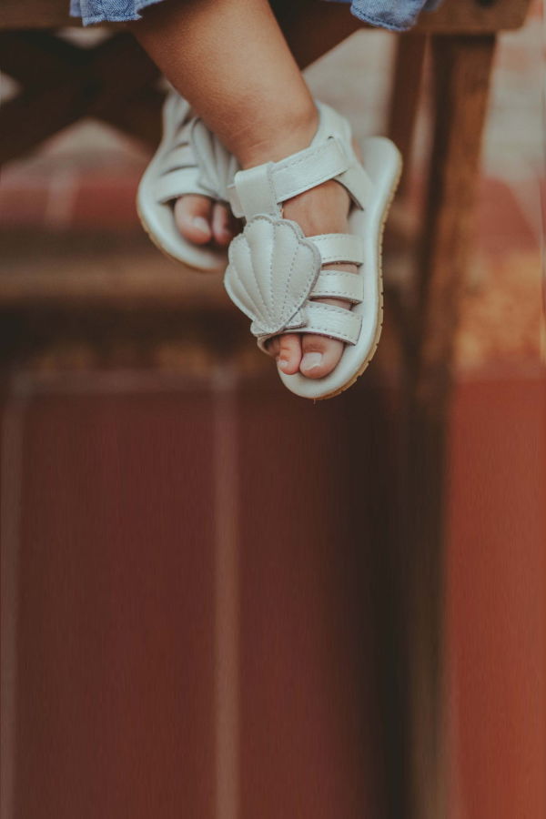 KIDS Donsje Ushy Scallop Sandals - Off White Metallic Leather