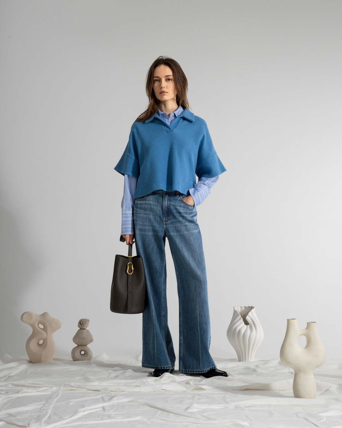 Future Classics Loose Fit Jeans - Mid Indigo - Image 2 of 5