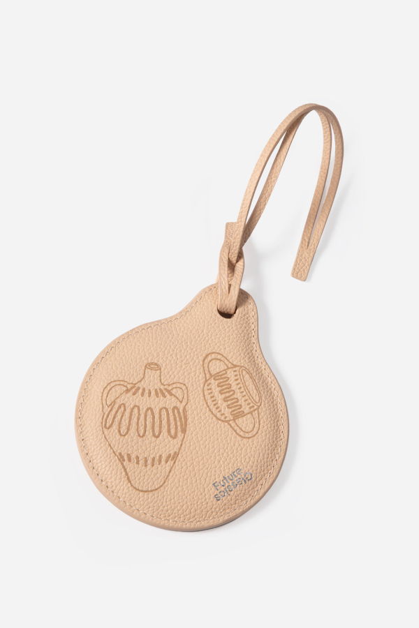 Future Classics Pebble Mirror Charm Accessory - Honey Peach