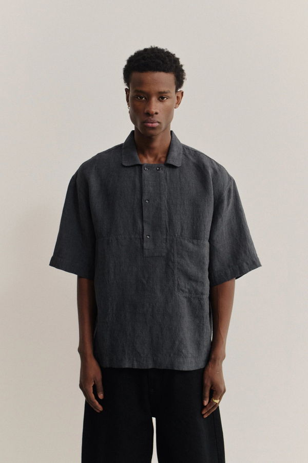 A Kind of Guise Taita Shirt Coal Linen Shirt