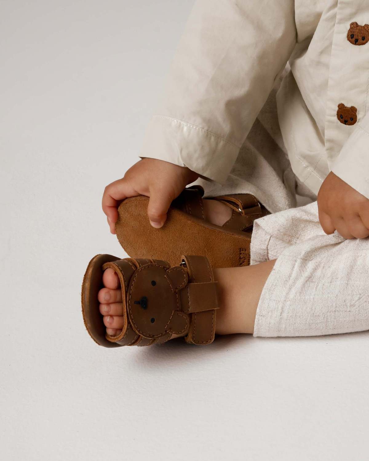 KIDS Donsje Diedan Bear Sandals - Cognac Classic Leather - Image 2 of 6