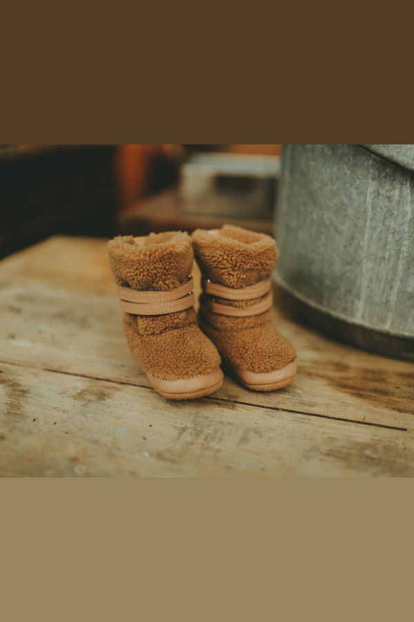 KIDS Donsje Larisso Booties - Light Maple Curly Faux Fur