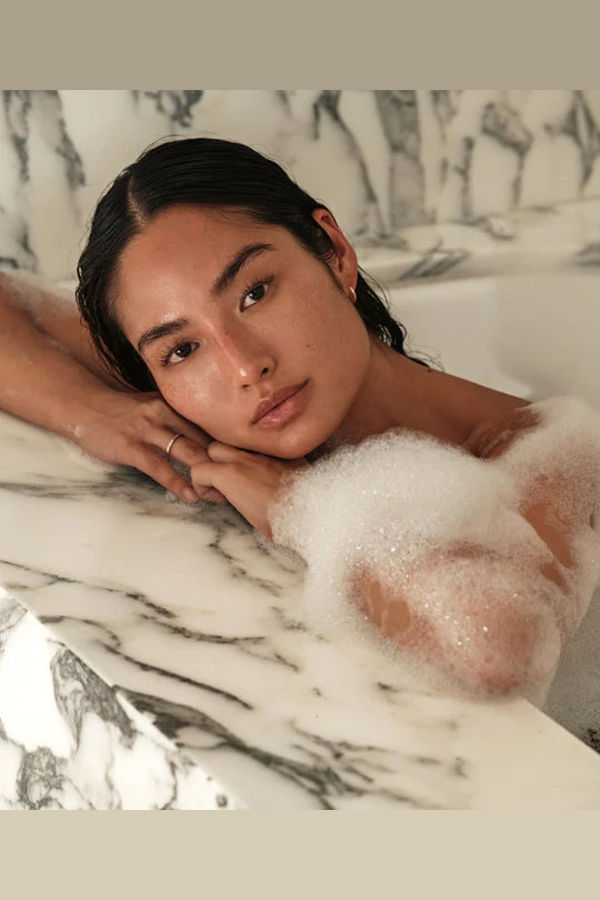 Oak Essentials Cloud Foaming Bath Oil