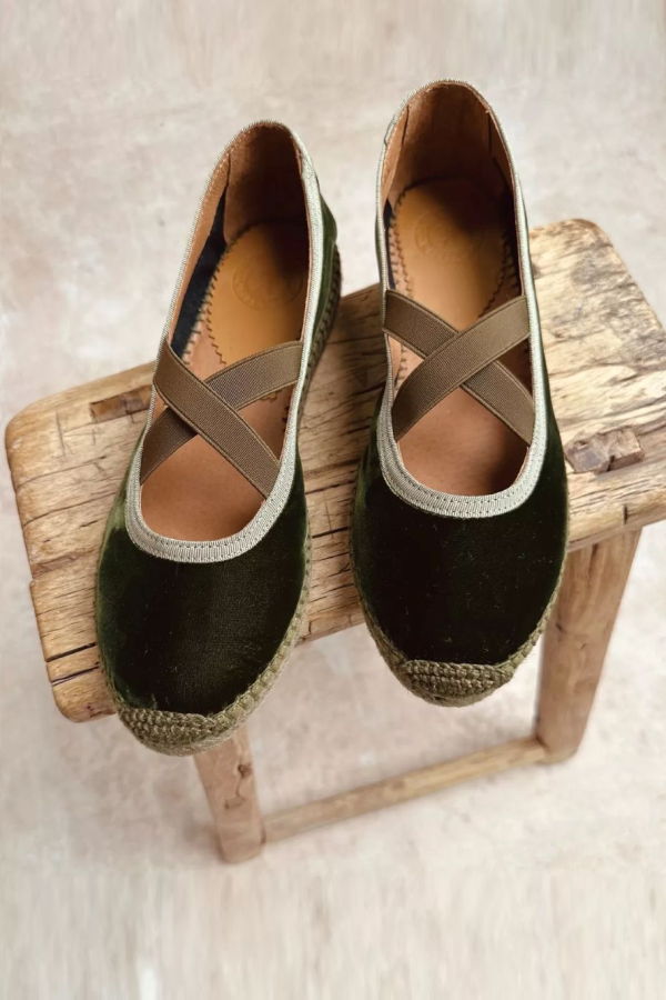 PENELOPE CHILVERS Chico Velvet Espadrille