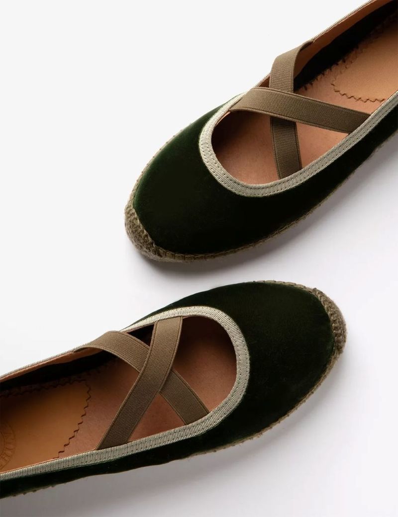 PENELOPE CHILVERS Chico Velvet Espadrille