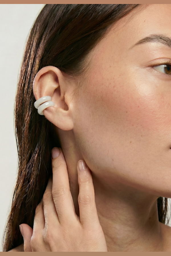 seree Abby Single Jade Cuff Earring - Off White