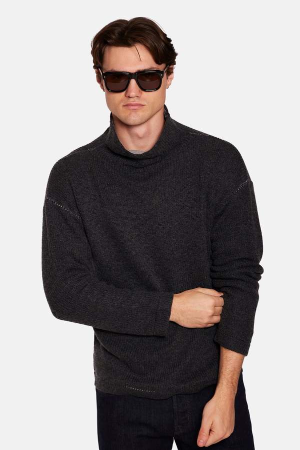 Blue&Cream Brad Cashmere Turtleneck Sweater