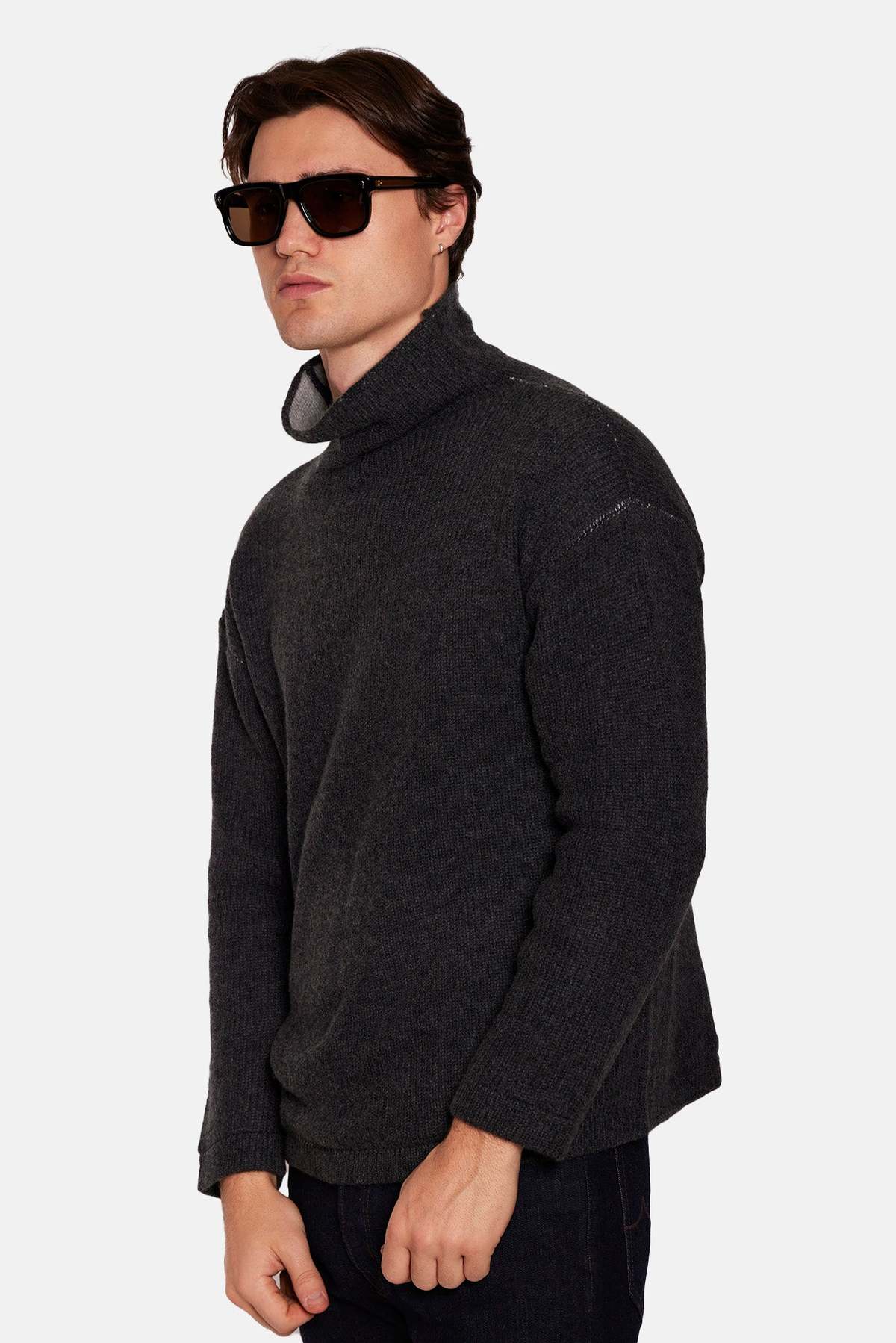 Blue&Cream Brad Cashmere Turtleneck Sweater - Image 9 of 9