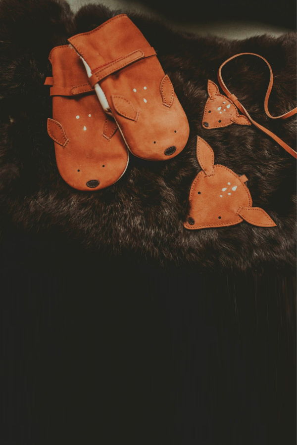 KIDS Donsje Kapi Classic Deer Mittens - Walnut Nubuck