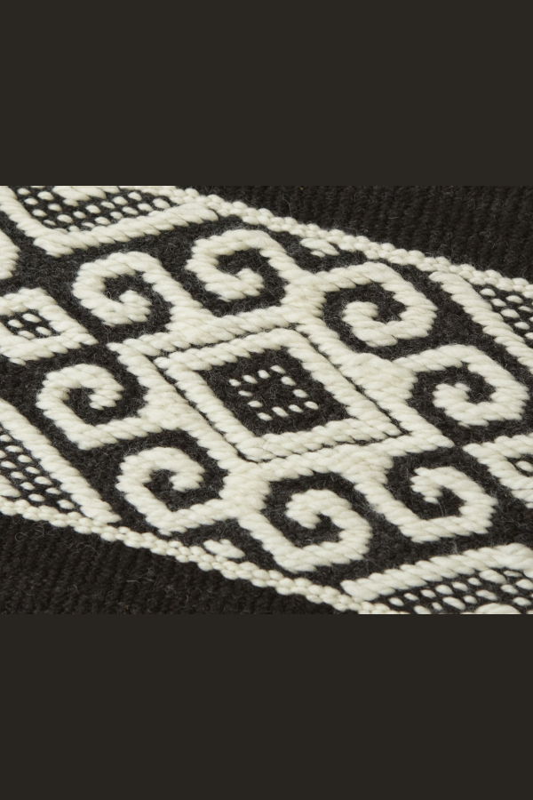 Andes Silvia #02 Rug - Black & White