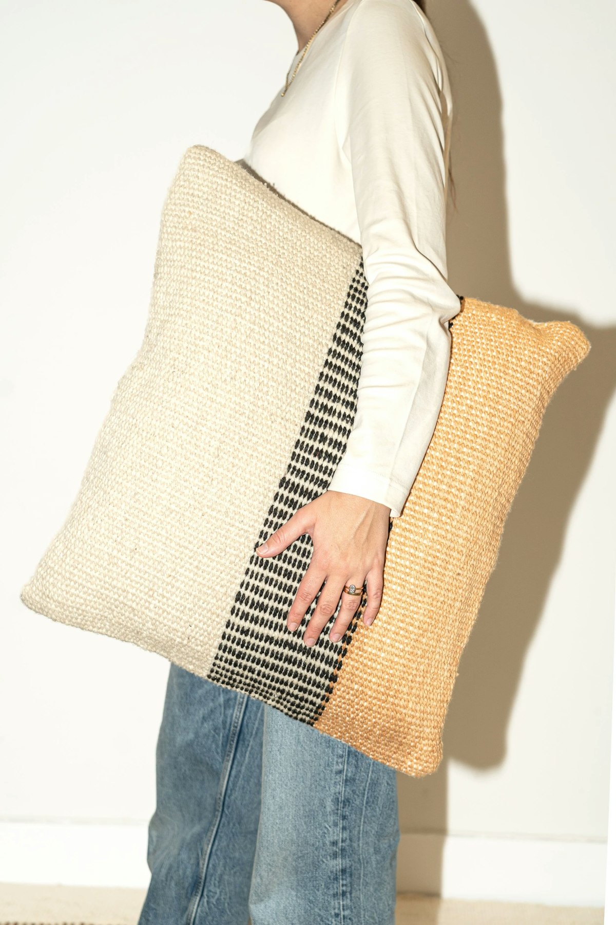 Andes Andino #04 Cushion - Image 5 of 5