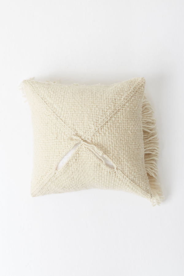 Andes Quebrada Cushion With Fringes Cushion