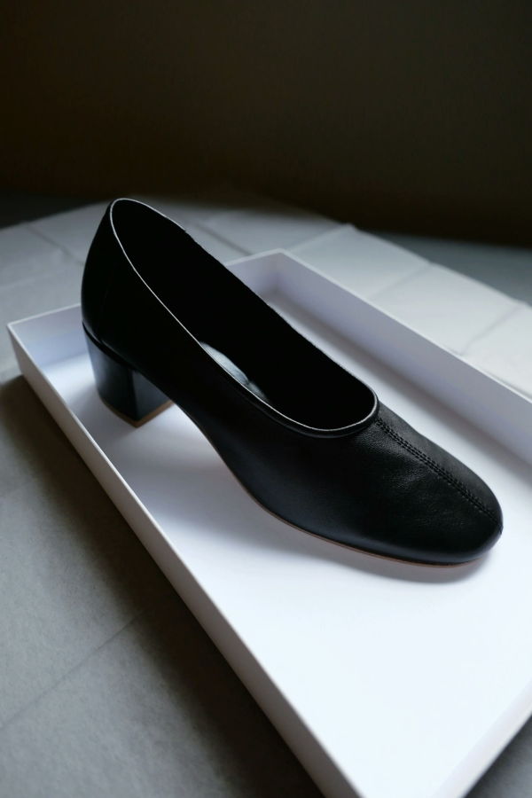 BY FAR Prudence 45 Pump - Black