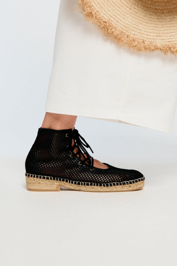 Naguisa Annona Negro Tejido Trenzado Ankle Boots