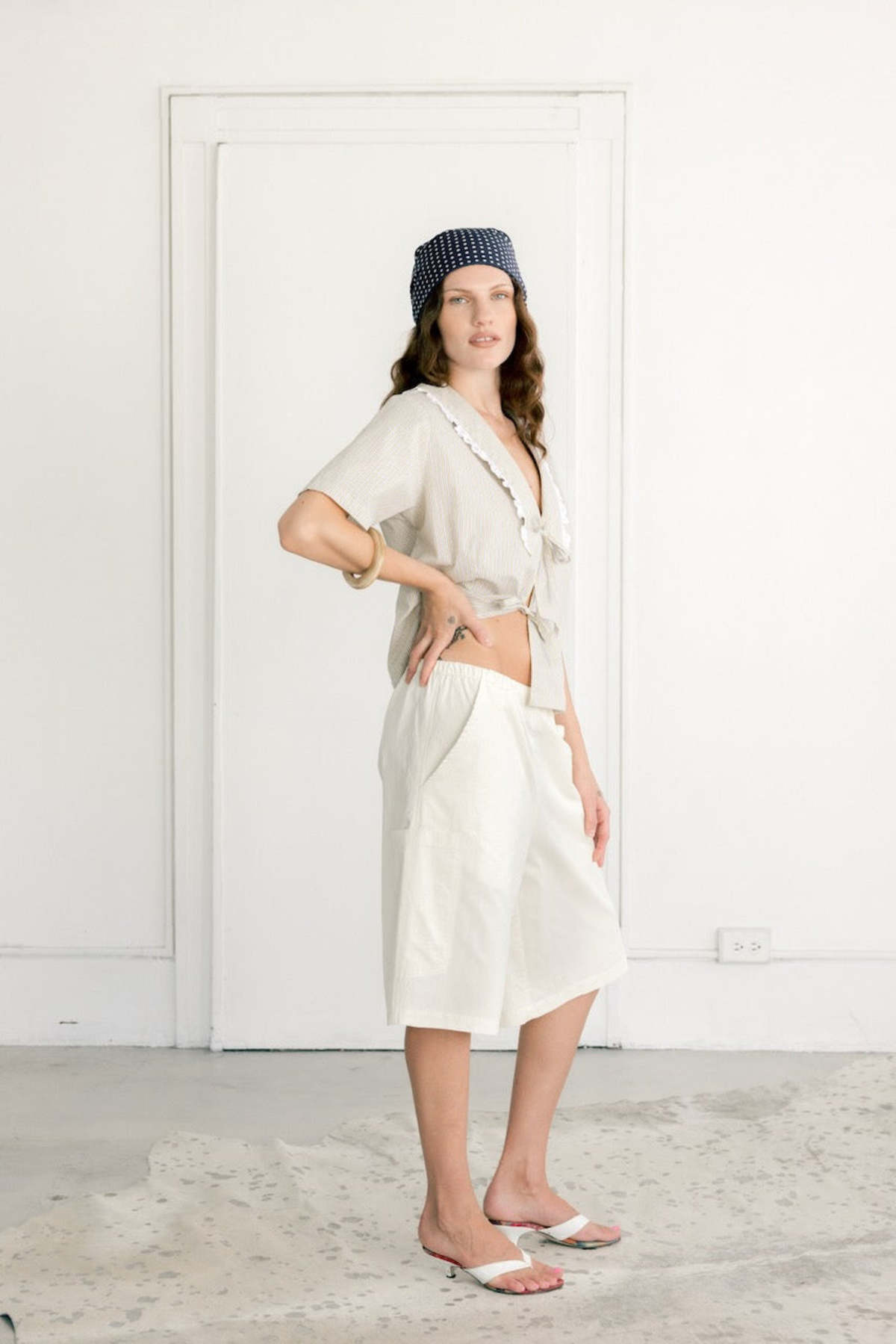 A Bronze Age Blossom Shorts - Image 2 of 4