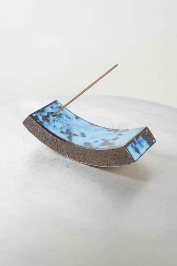 Binu Binu Roof Tile Curve Incense Holder - Indigo