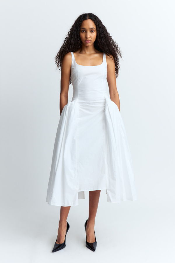 16Arlington Vezile Midi Dress