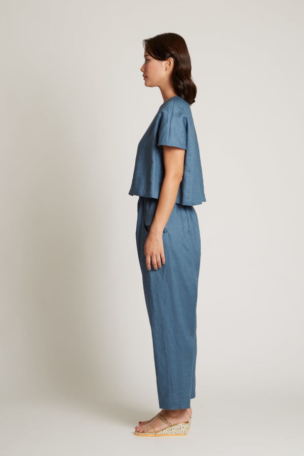 KAAREM Rosewood Dolman Pleatstay Top - Slate Blue