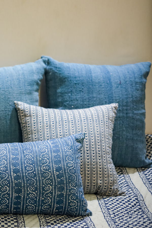 Alamwar Dora Decorative Pillow Cover - Indigo