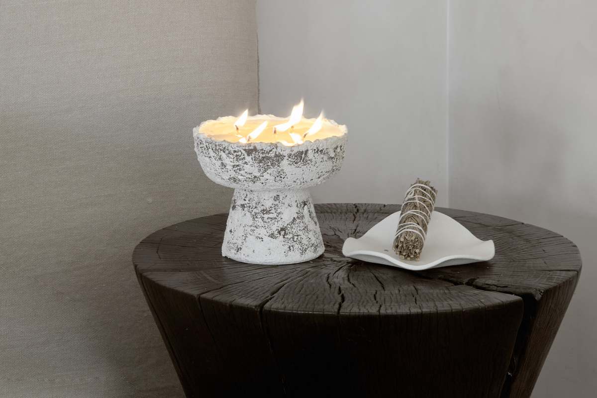 Dumae Isla Saucer - Image 2 of 5