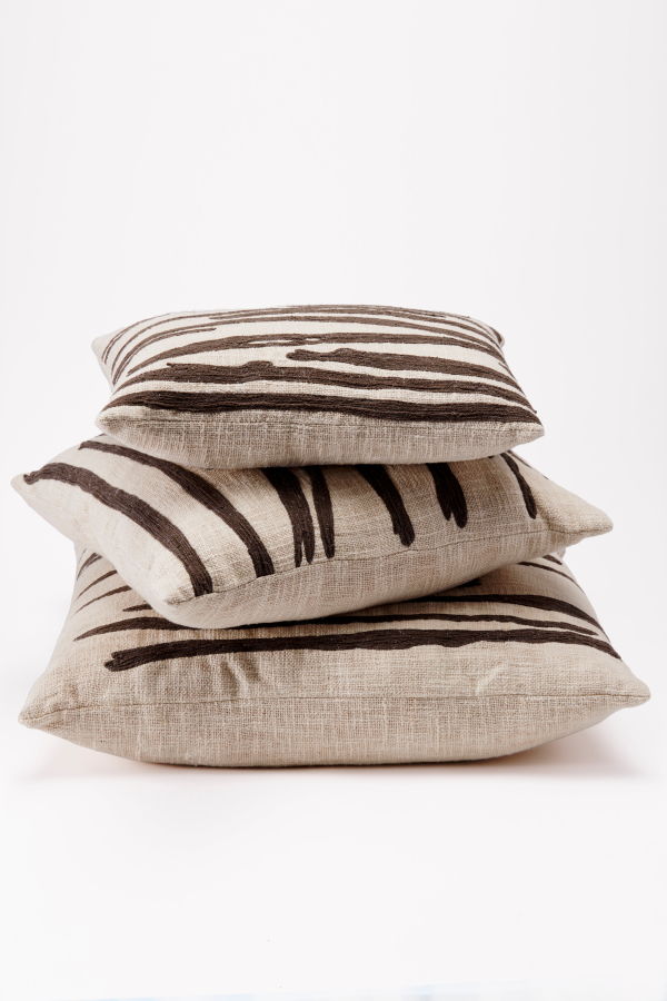 Dumae Thirteen Pillow