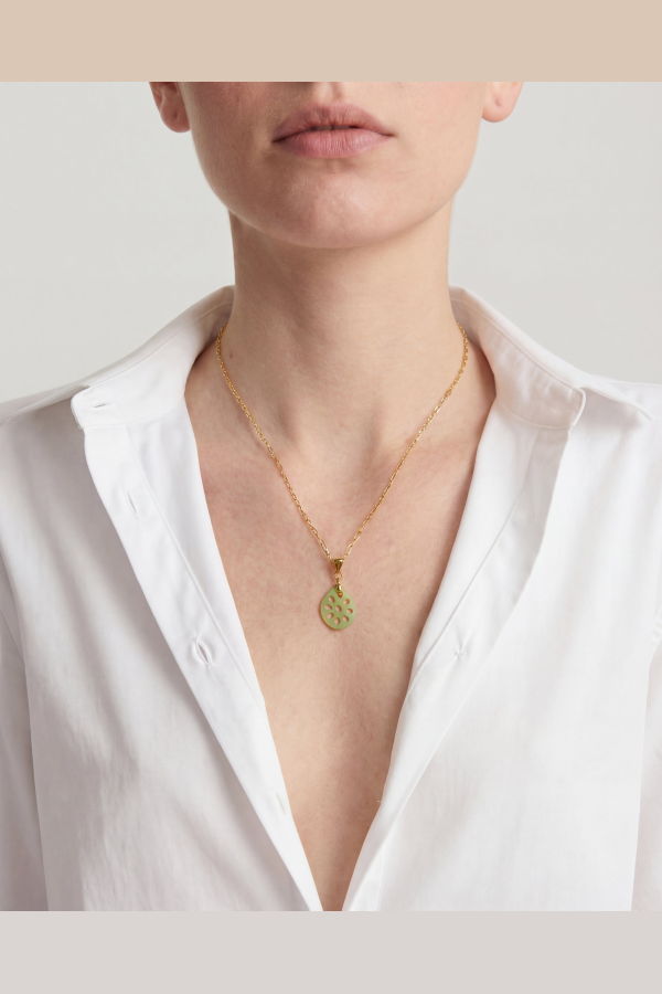 seree Lotus root jade pendant necklace - Tinted/Off white/Green