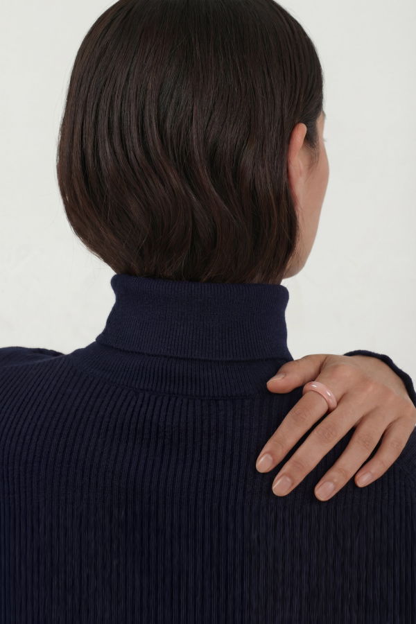 Seree Peach Blossom Pink Jade Stone Ring - Pink