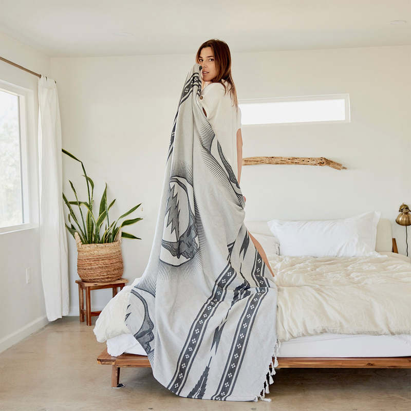 Slowtide Fillmore Throw Blanket