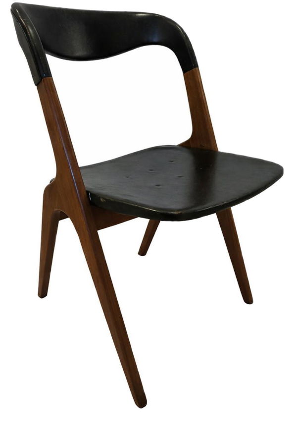 Johannes Andersen for Vamo Møbelfabrik (Denmark) Sonja Dining Chair, Solid Teak Frame with Upholstered Leather Seat and Back