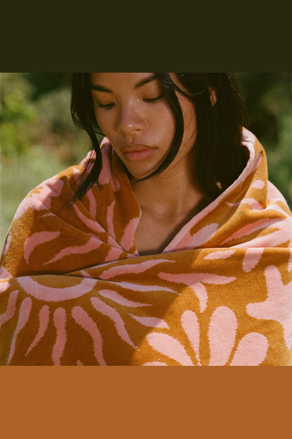 Slowtide Sunny Premium Woven Towel