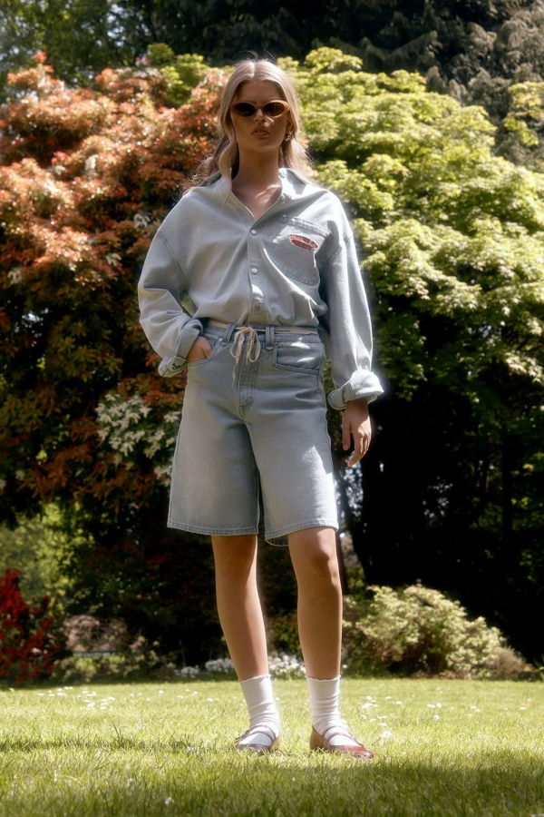 House of Sunny Sundown Denim Shorts - Light Breeze Wash