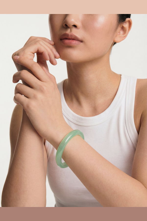 seree Pond Cyan skinny round jade stone bangle - Cyan