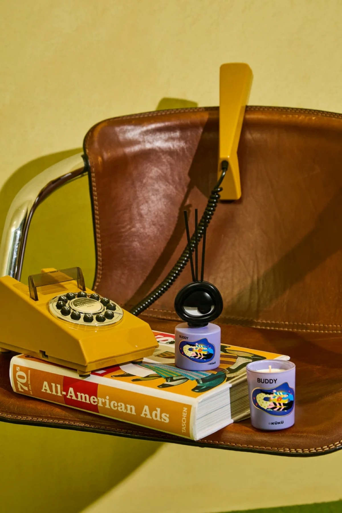 Intent Studio Big Eye Buddy (Cassis) Scented Candle & Fragrance Diffuser Gift Set - Image 4 of 4