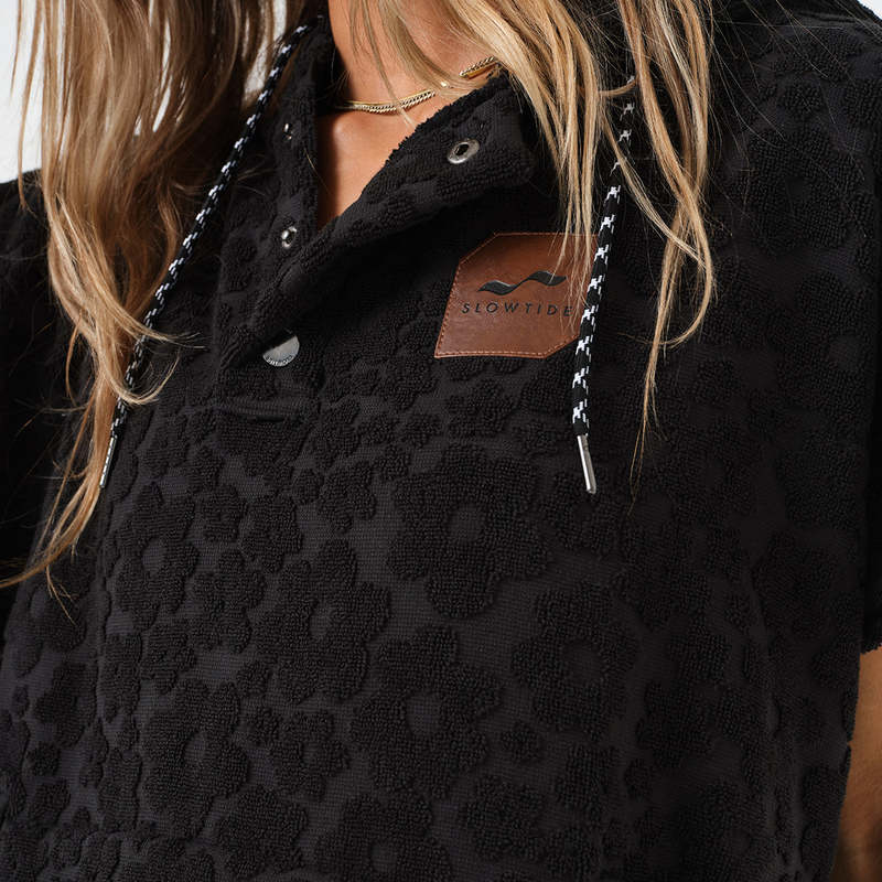 Slowtide Ginny Changing Poncho - Black
