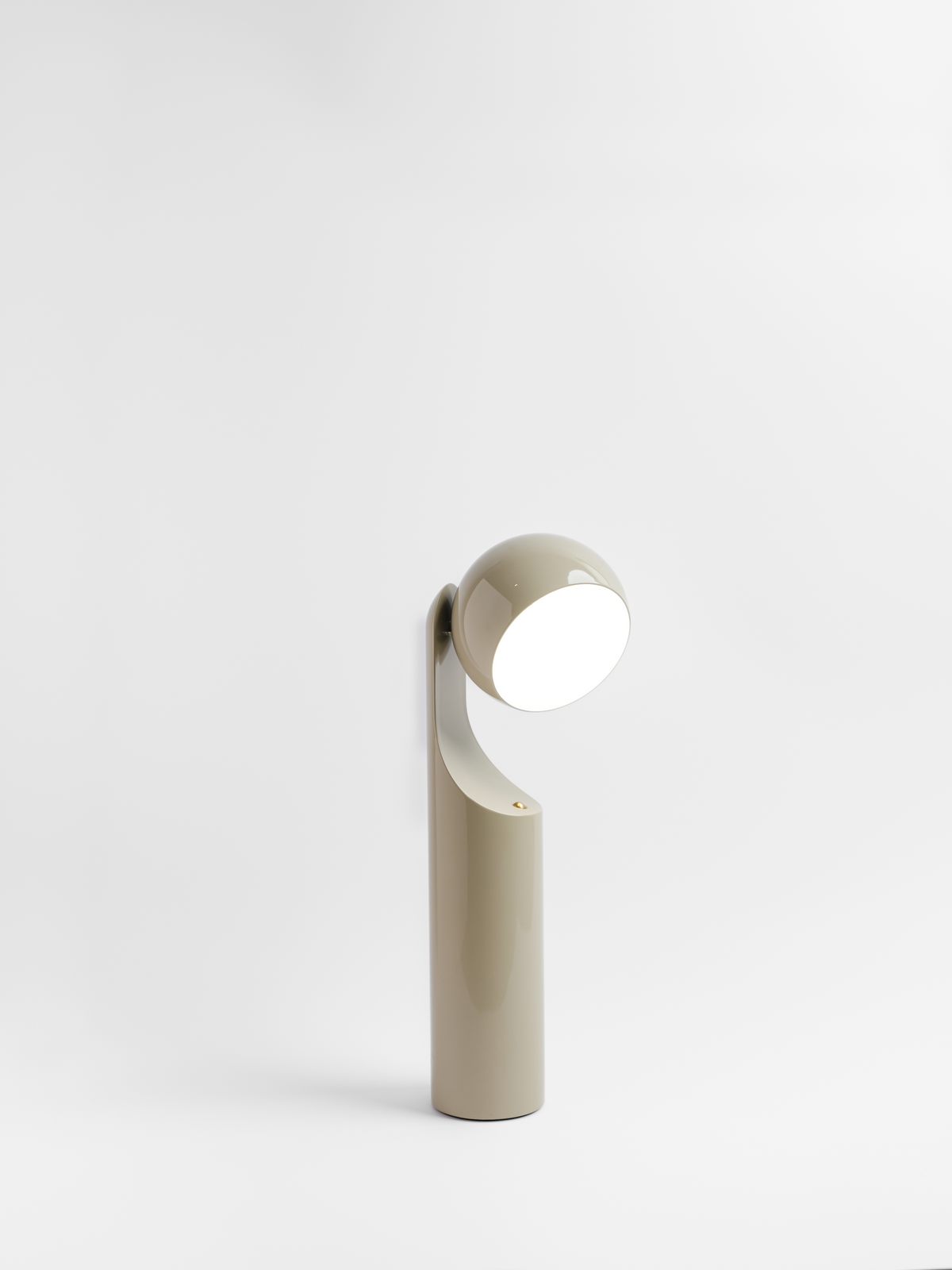 Intent Studio Mono Portable Reading Lamp - Image 3 of 4