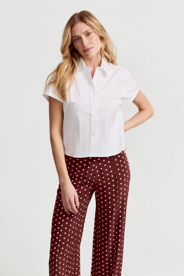 The Shirt The Boxy Short Sleeve Cropped Shirt