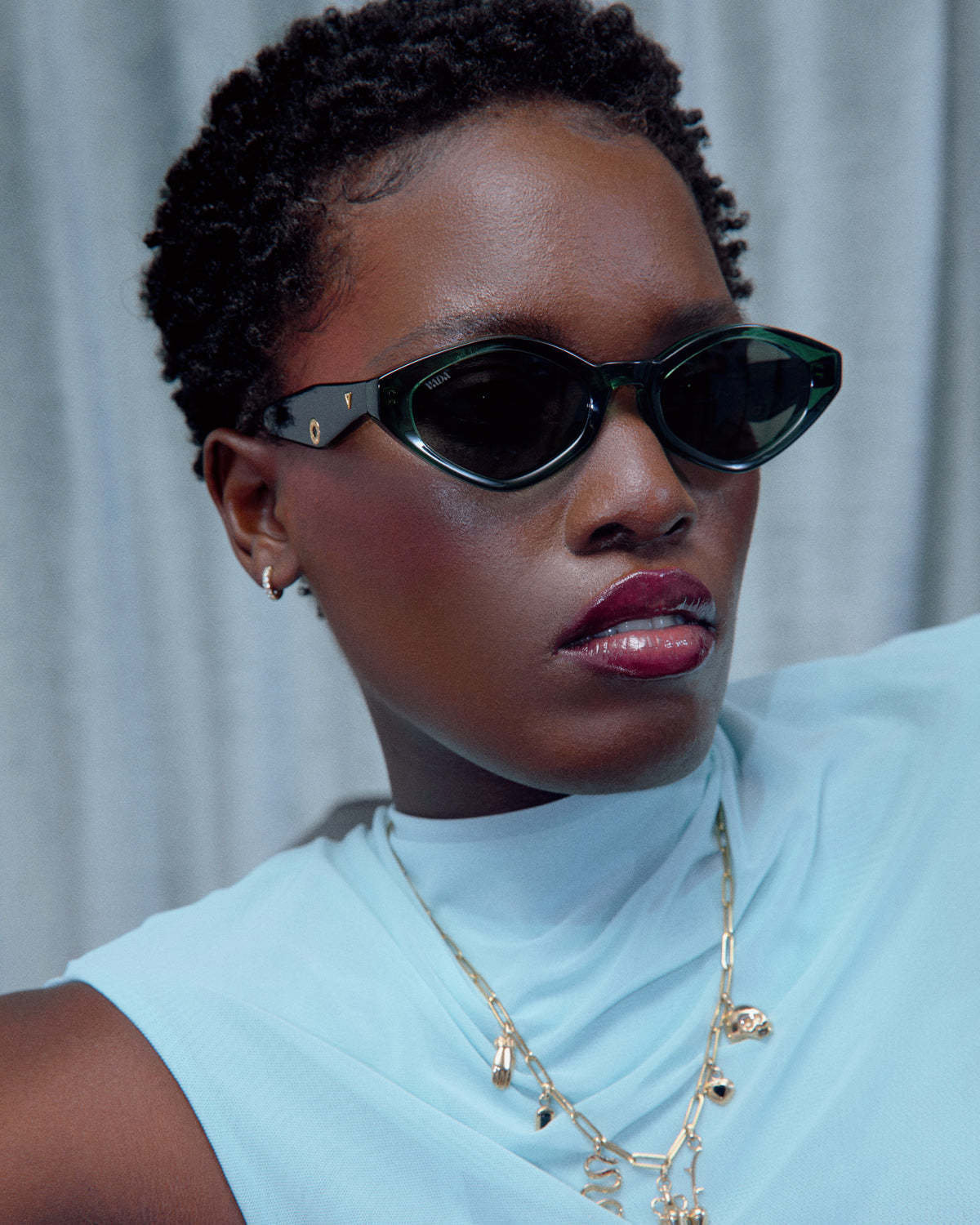 VADA Siren Sunglasses - Emerald - Image 3 of 3