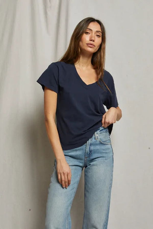 Perfect White Tee Hendrix V-Neck Tee