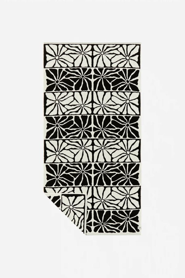 Slowtide Ciao Zen Bath Towel