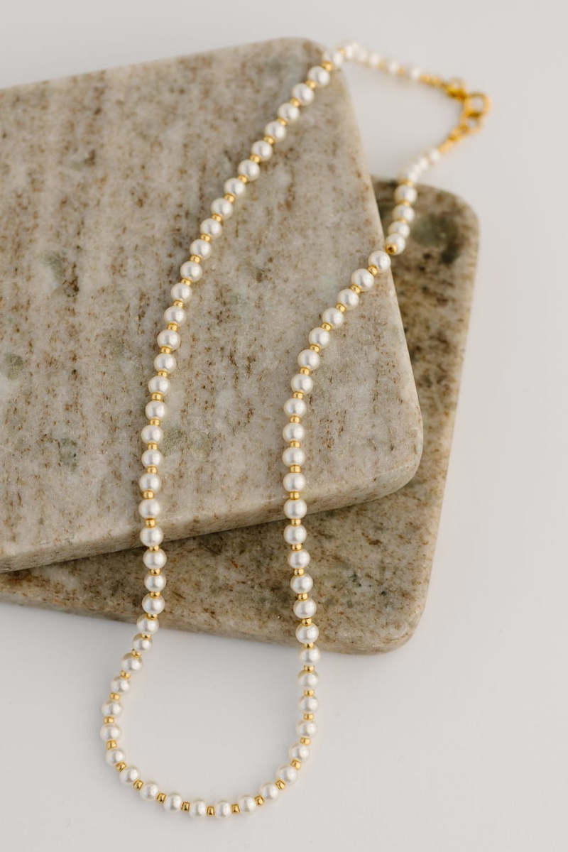 Vi Bella Everlasting Necklace