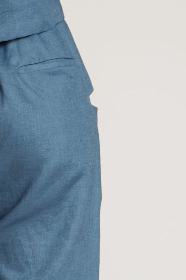 KAAREM Waxy Pleated Tapered Cropped Pant