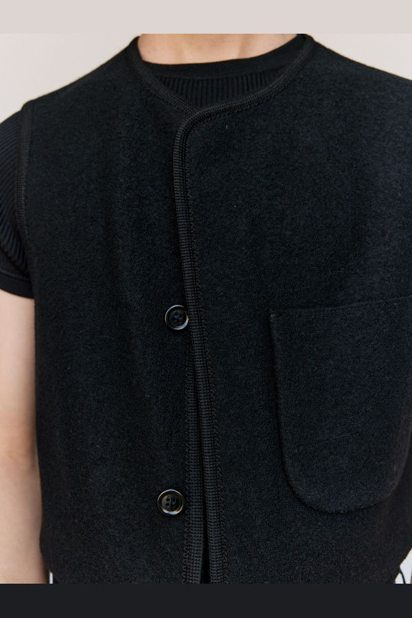 Rier Felted Wool Light Utility Walker Gilet