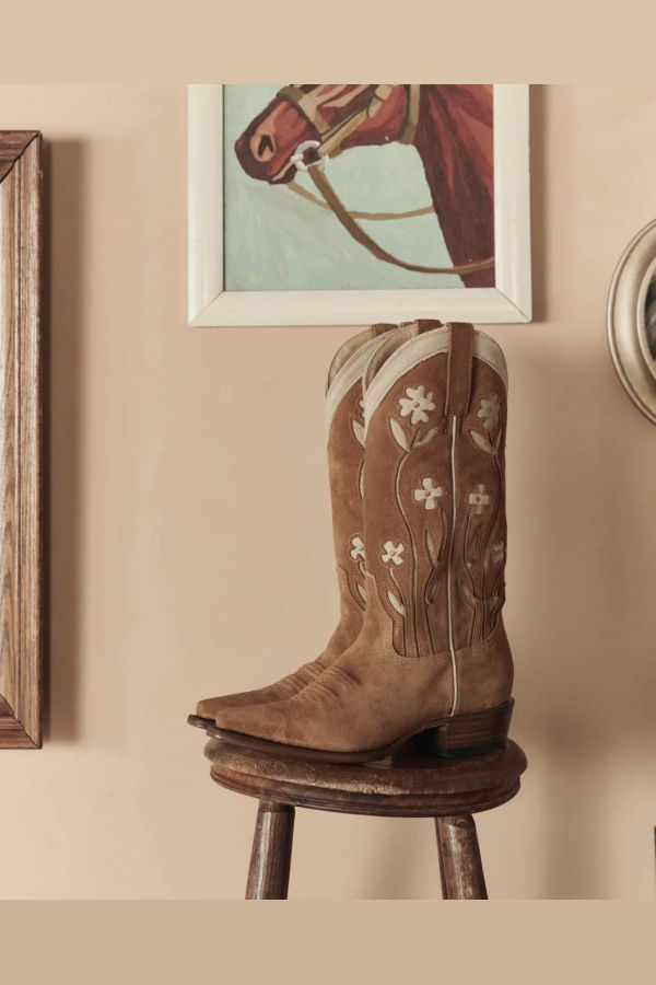 The Great. The Cowboy Boot - Tan Floral