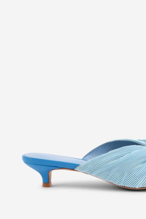 "INTENTIONALLY __________." CURFEW KITTEN HEEL - Black/Flamingo/Grass